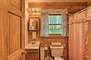 Cozy Colorado Cabin w/ Deck, Grill & River Access!