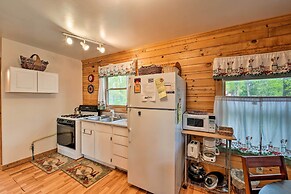 Cozy Colorado Cabin w/ Deck, Grill & River Access!