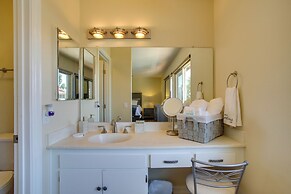 Townhome w/ Pool Access, Near Dtwn Palm Springs!