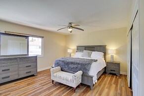 Townhome w/ Pool Access, Near Dtwn Palm Springs!