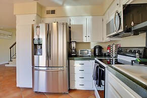 Townhome w/ Pool Access, Near Dtwn Palm Springs!