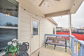 San Antonio Abode Near Golf, Shops + Dining!