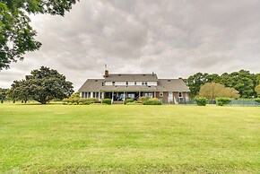 Spacious Cheriton Home: 8 Mi to Cape Charles!