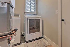 Family-friendly Redmond Getaway: Walk to Dtwn