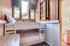 Expansive Canyons Ski Retreat w/ Community Pool!