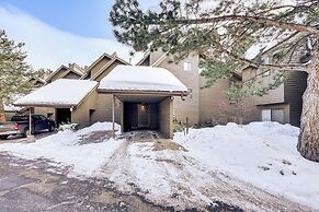 Expansive Canyons Ski Retreat w/ Community Pool!