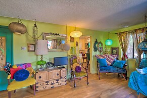 Walk to Olde Town - 1940 Vintage Bungalow!