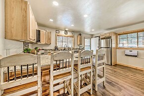 Ruidoso Vacation Rental w/ Covered Hot Tub!