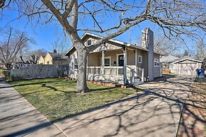 Pet-friendly Sacramento Home ~ 5 to Downtown!