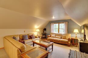 Enchanting Glacier Park Getaway by Flathead Lake!