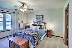 Charming Stanwood Home on Muskegon River!