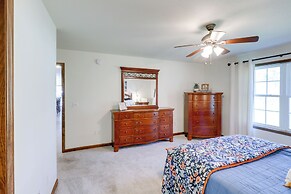 Charming Stanwood Home on Muskegon River!
