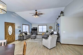 Charming Stanwood Home on Muskegon River!