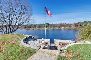 Charming Stanwood Home on Muskegon River!