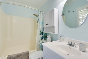 Decks + Pool Access: Hilton Head Island Townhome