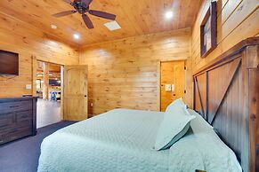 Gatlinburg Vacation Rental w/ Private Hot Tub!