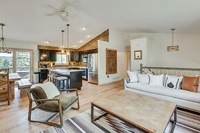 Angel Fire Rental Cabin w/ Hot Tub & Mountain View