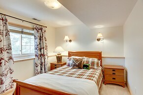 Angel Fire Rental Cabin w/ Hot Tub & Mountain View