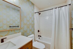 Angel Fire Rental Cabin w/ Hot Tub & Mountain View