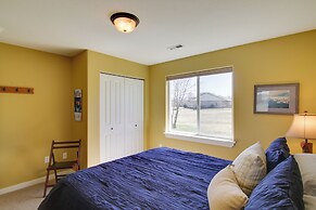Bozeman Condo w/ Grill ~ 2 Mi to Hot Springs!