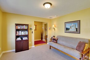 Bozeman Condo w/ Grill ~ 2 Mi to Hot Springs!