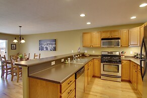 Bozeman Condo w/ Grill ~ 2 Mi to Hot Springs!