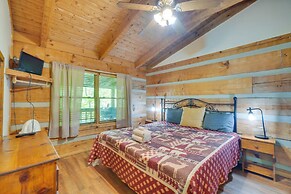 Gatlinburg Cabin w/ Hot Tub ~ 6 Mi to Downtown!