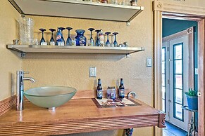 Colorado Springs Dwelling, Walk to Downtown!