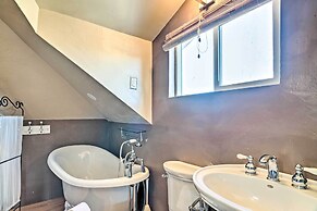 Colorado Springs Dwelling, Walk to Downtown!