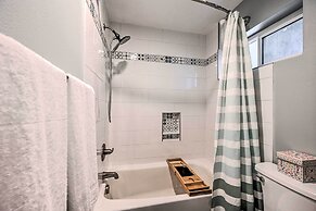 Welcoming Edmonds Vacation Rental w/ Fireplace!