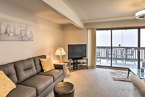 The Shores Condo w/ Beach Access < 2 Mi to Dtwn!