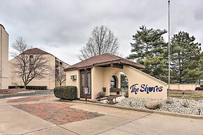 The Shores Condo w/ Beach Access < 2 Mi to Dtwn!