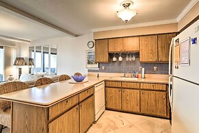 The Shores Condo w/ Beach Access < 2 Mi to Dtwn!