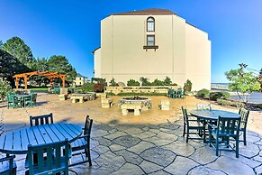 The Shores Condo w/ Beach Access < 2 Mi to Dtwn!