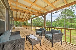 Updated Tuskahoma Cabin w/ Fire Pit & Deck!
