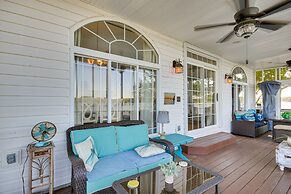 Cross Hill Lake House Rental w/ Panoramic Views