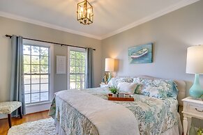 Cross Hill Lake House Rental w/ Panoramic Views