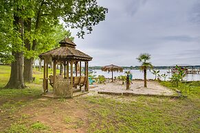 Cross Hill Lake House Rental w/ Panoramic Views