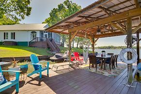 Cross Hill Lake House Rental w/ Panoramic Views
