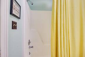 Cross Hill Lake House Rental w/ Panoramic Views