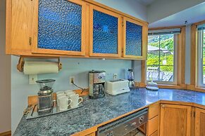 Oak Harbor Hideaway - 5 Mi to Deception Pass!