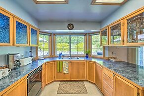 Oak Harbor Hideaway - 5 Mi to Deception Pass!