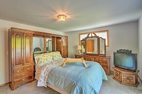 Oak Harbor Hideaway - 5 Mi to Deception Pass!