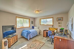 Oak Harbor Hideaway - 5 Mi to Deception Pass!