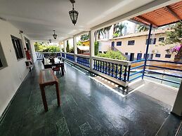 CR Hotel Bueno