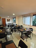 CR Hotel Bueno