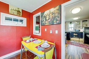 Homey Cottage With Sunroom & Smart TV!