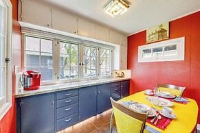 Homey Cottage With Sunroom & Smart TV!