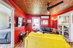 Homey Cottage With Sunroom & Smart TV!