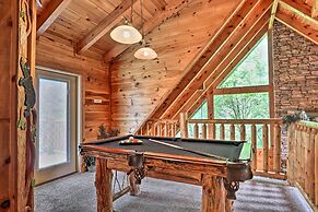 Pigeon Forge Getaway w/ Covered Patio & Hot Tub!